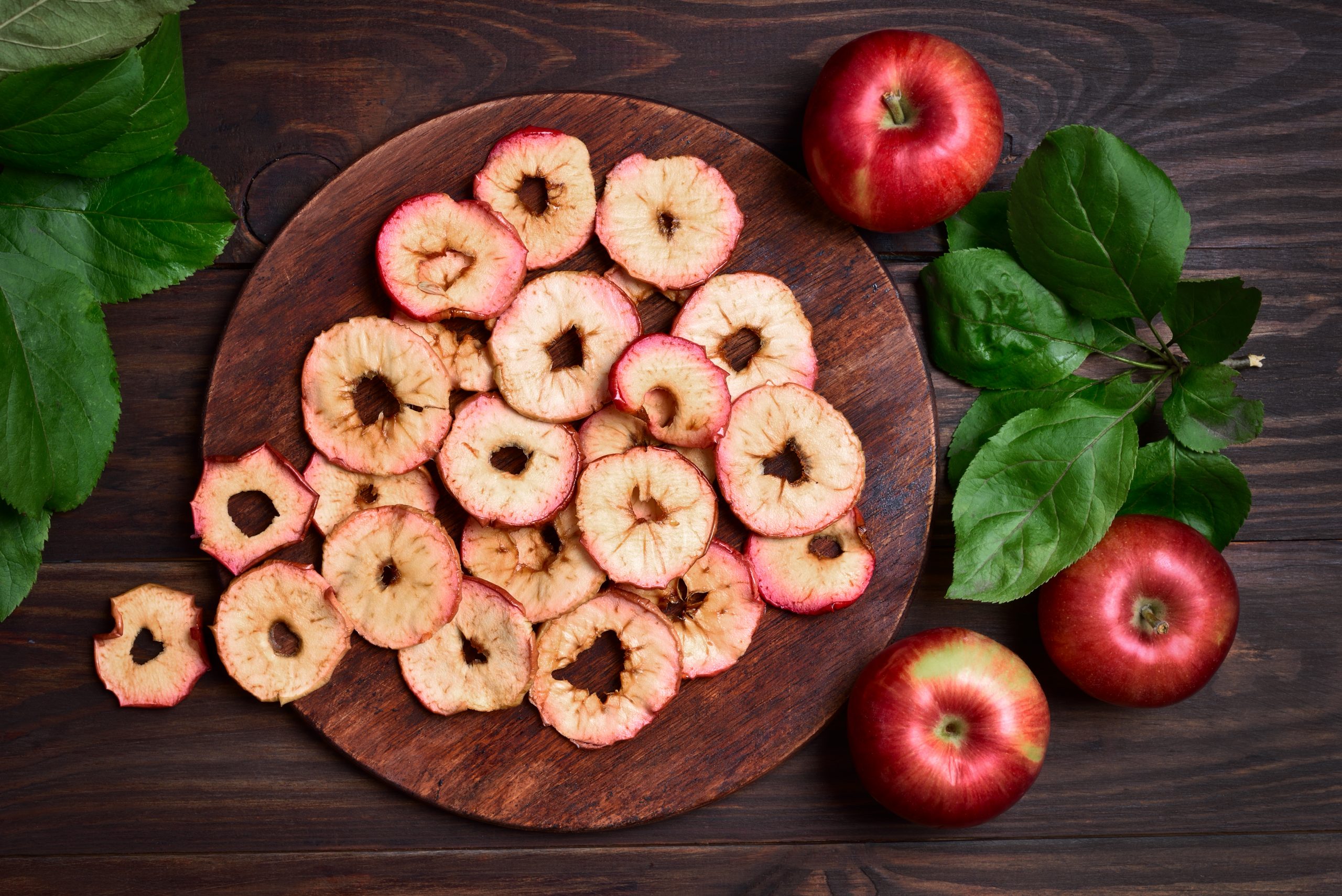 thin slices of apple